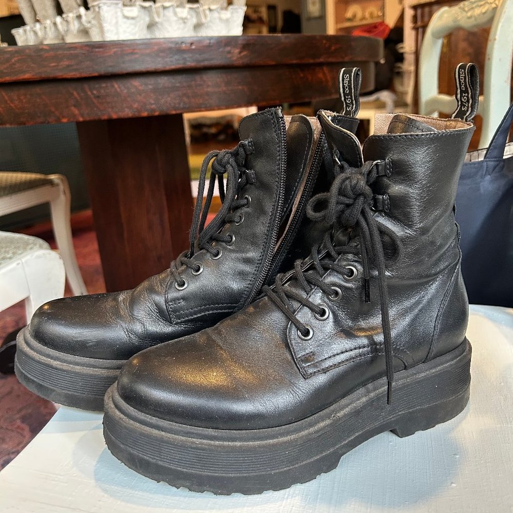 Nero Giardini Leather Platform Biker Boots, Black